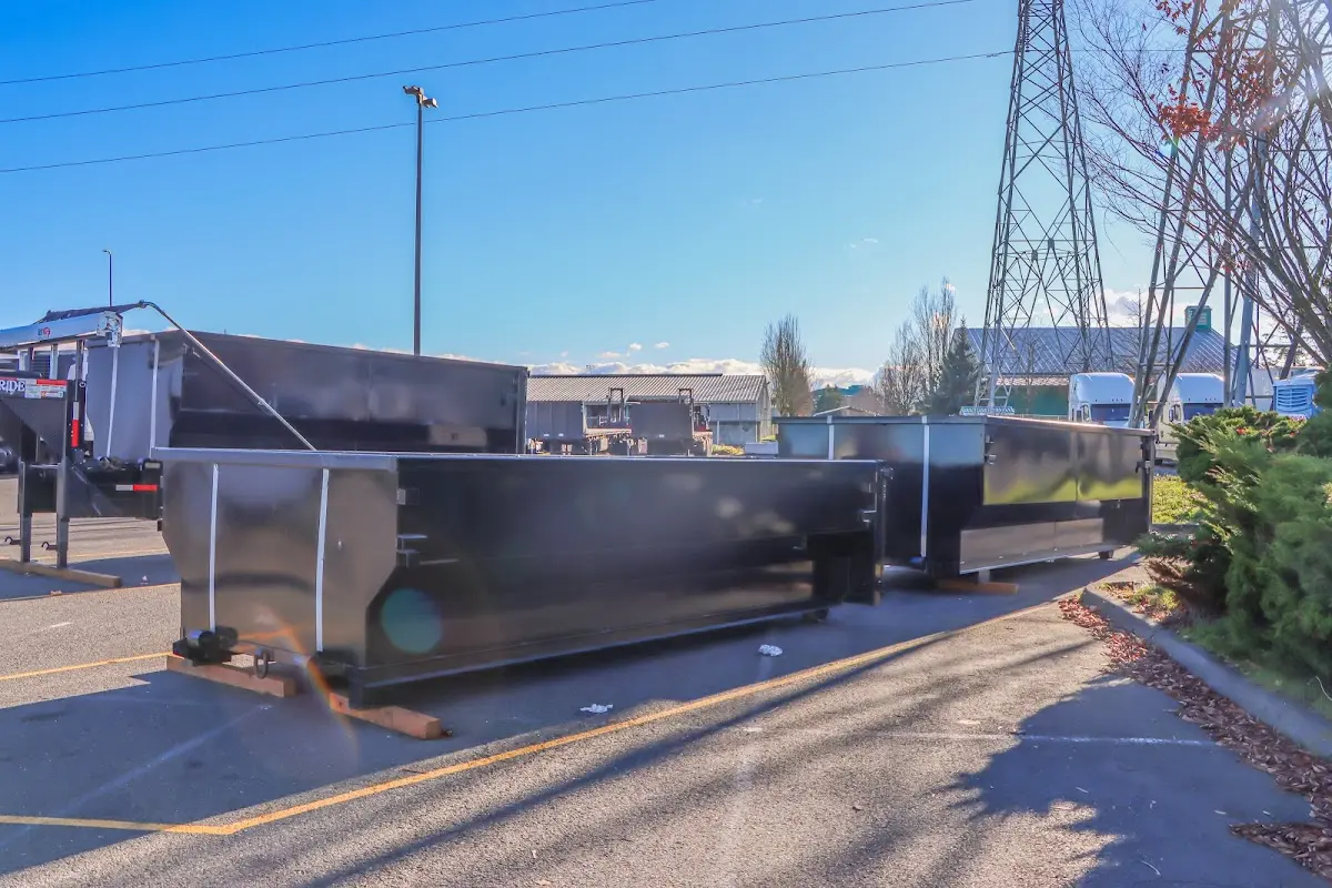 Professional dumpster rental and junk removal service in Monmouth